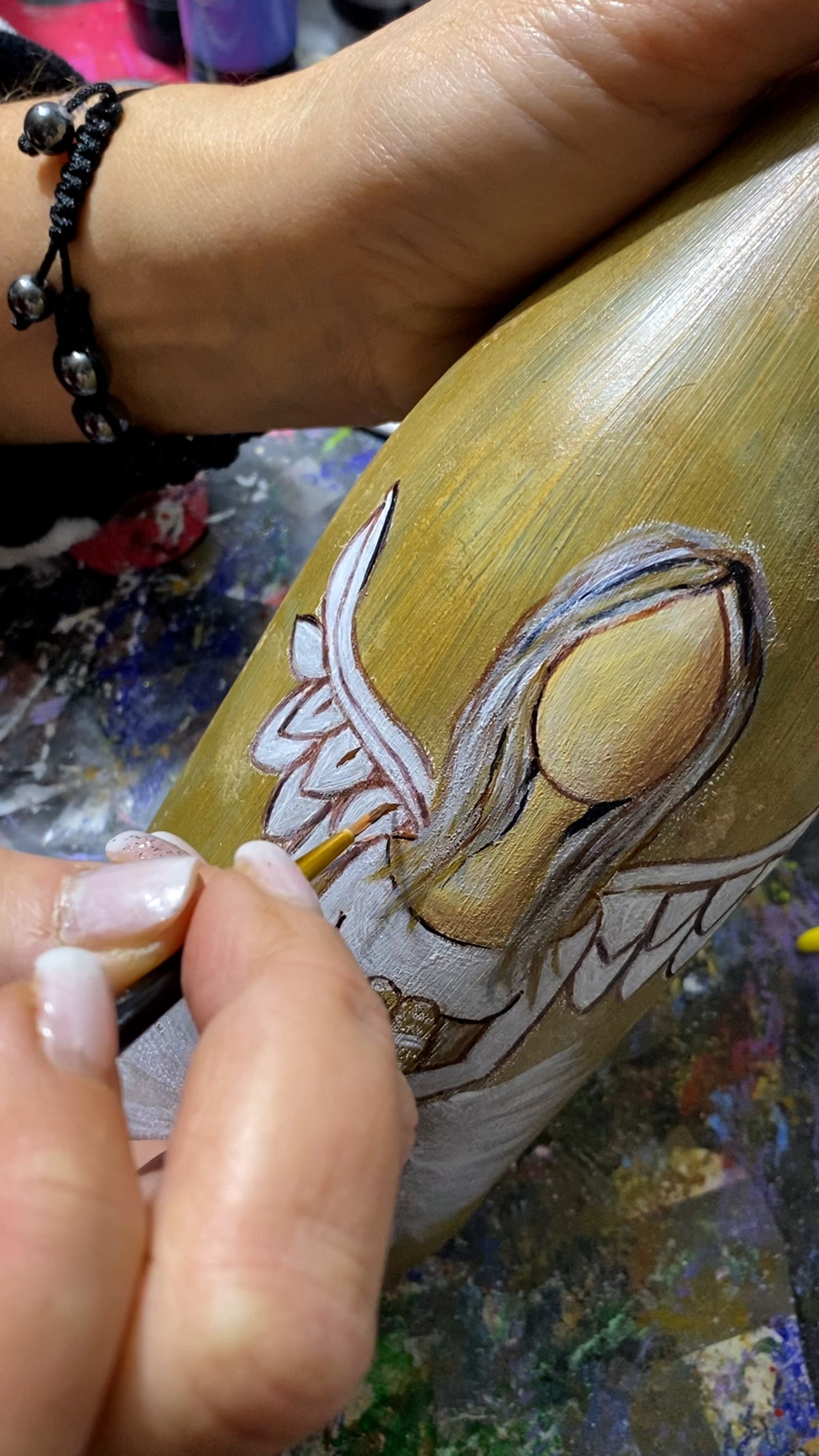 Ora anche bottiglie dipinte a mano