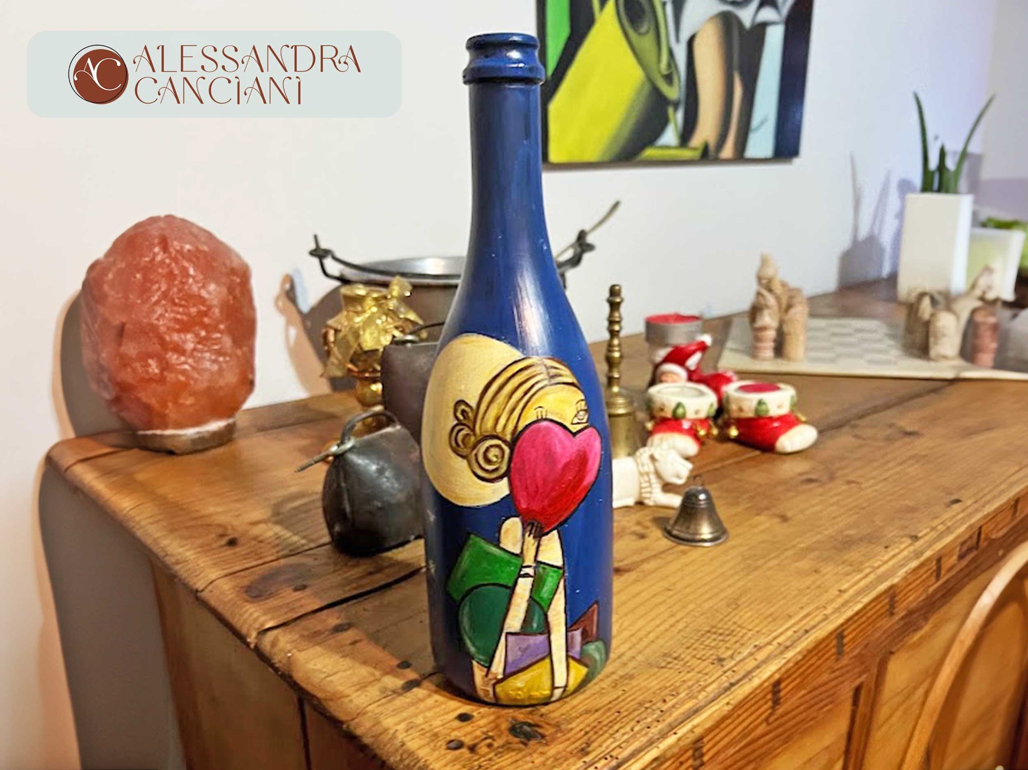 Bottiglie dipinte a mano: oggetti che arredano