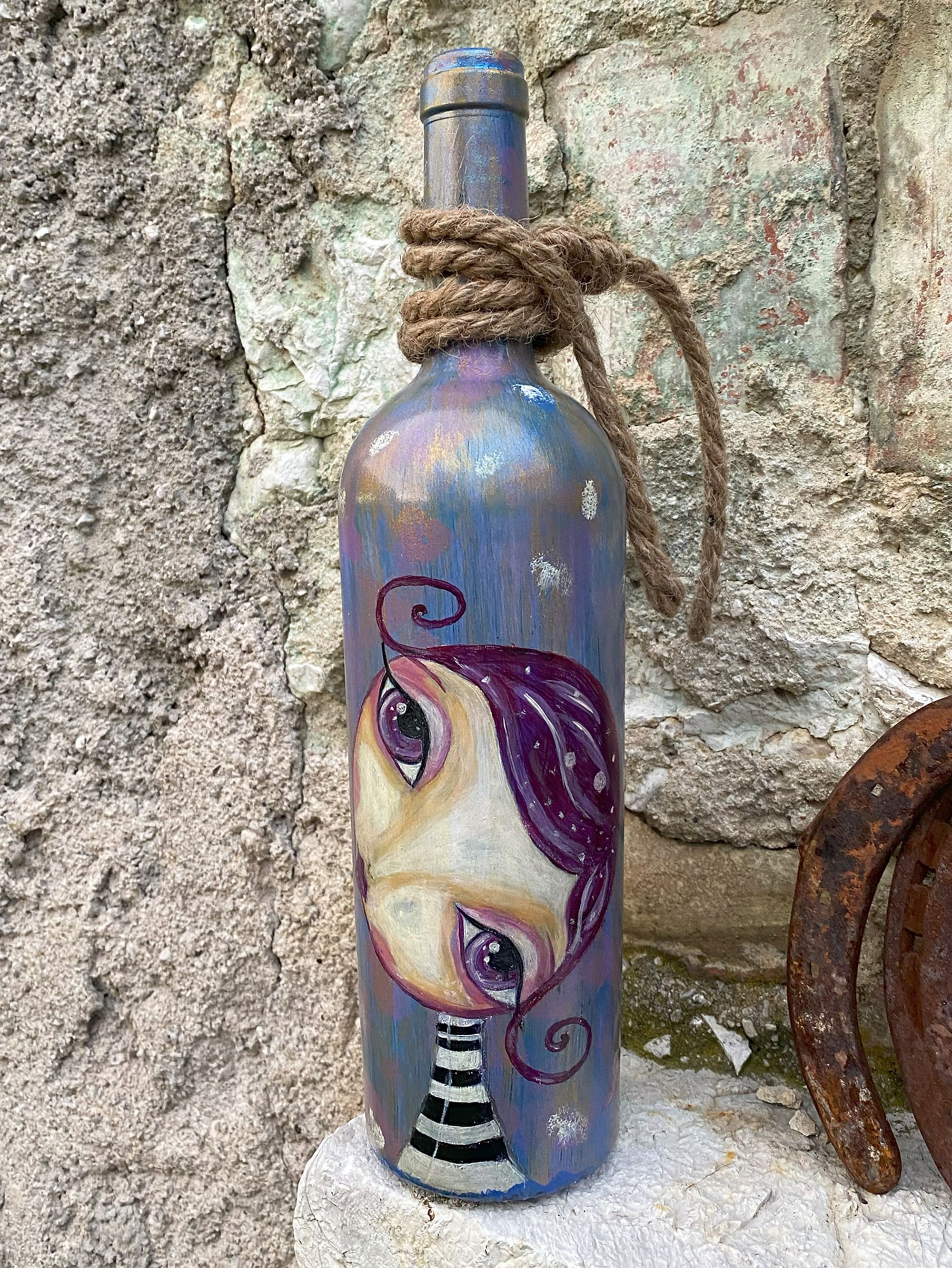 Donna dai grandi occhioni