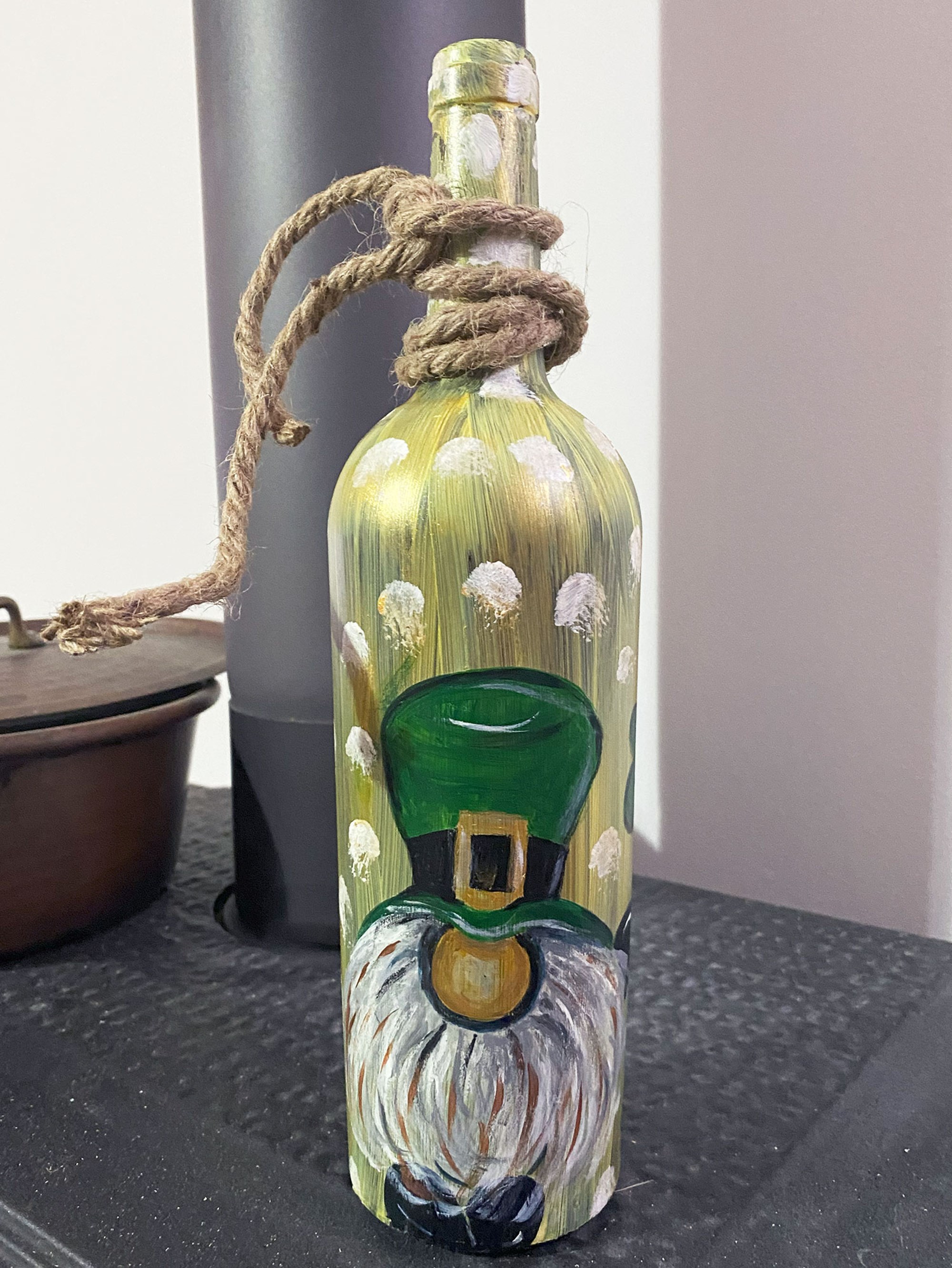 Gnomo portafortuna con quadrifoglio